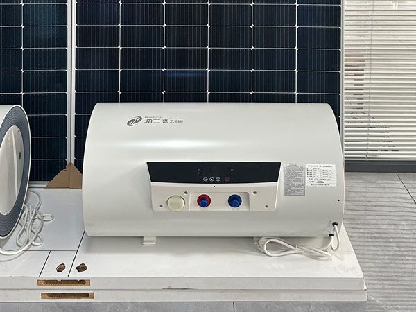 光伏電熱水器
